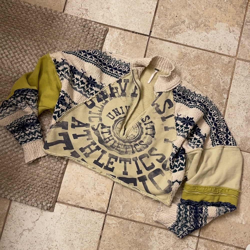 FREE PEOPLE QUARTER ZIP SWEATER - Picture 3 of 4